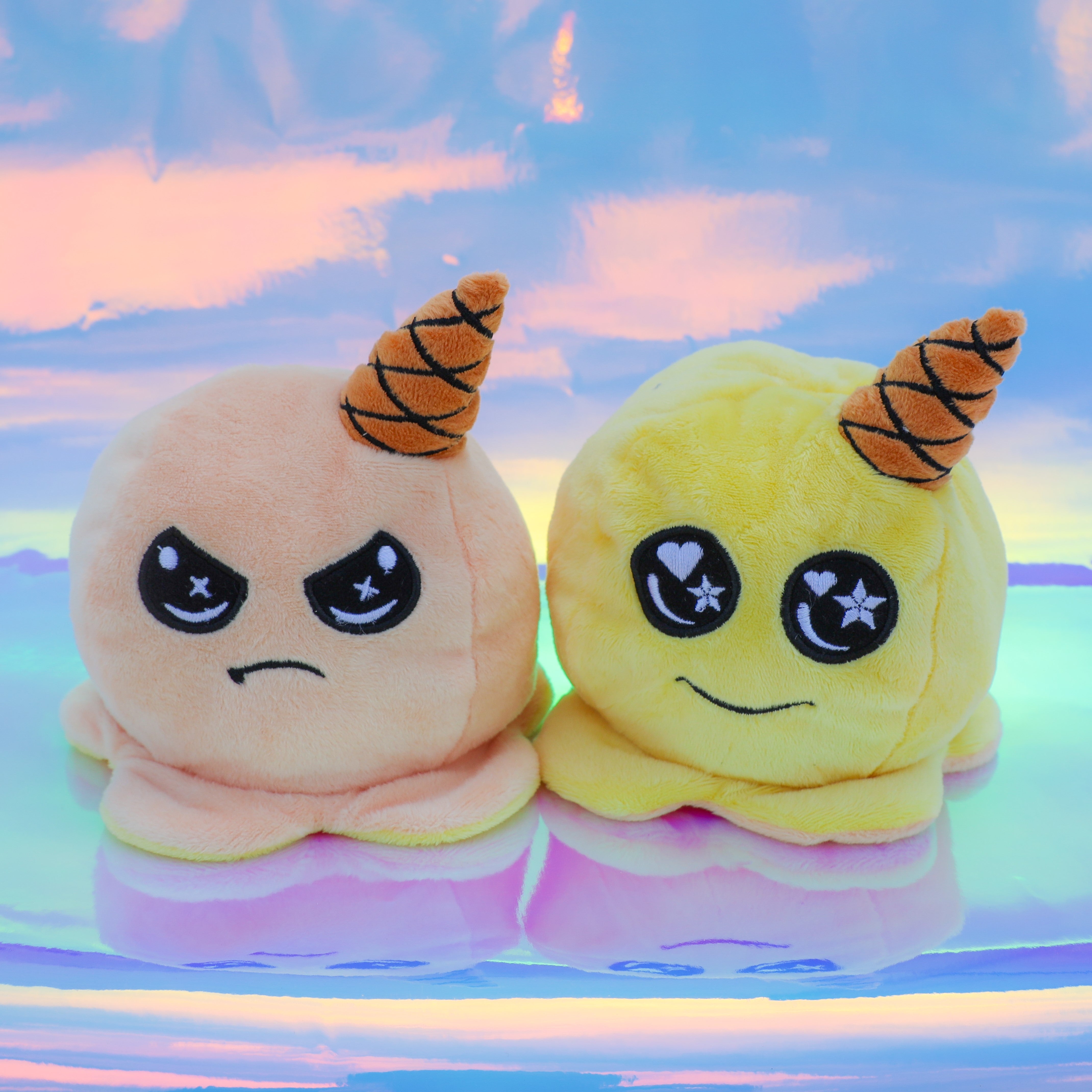 Reversible Scoop Plushie