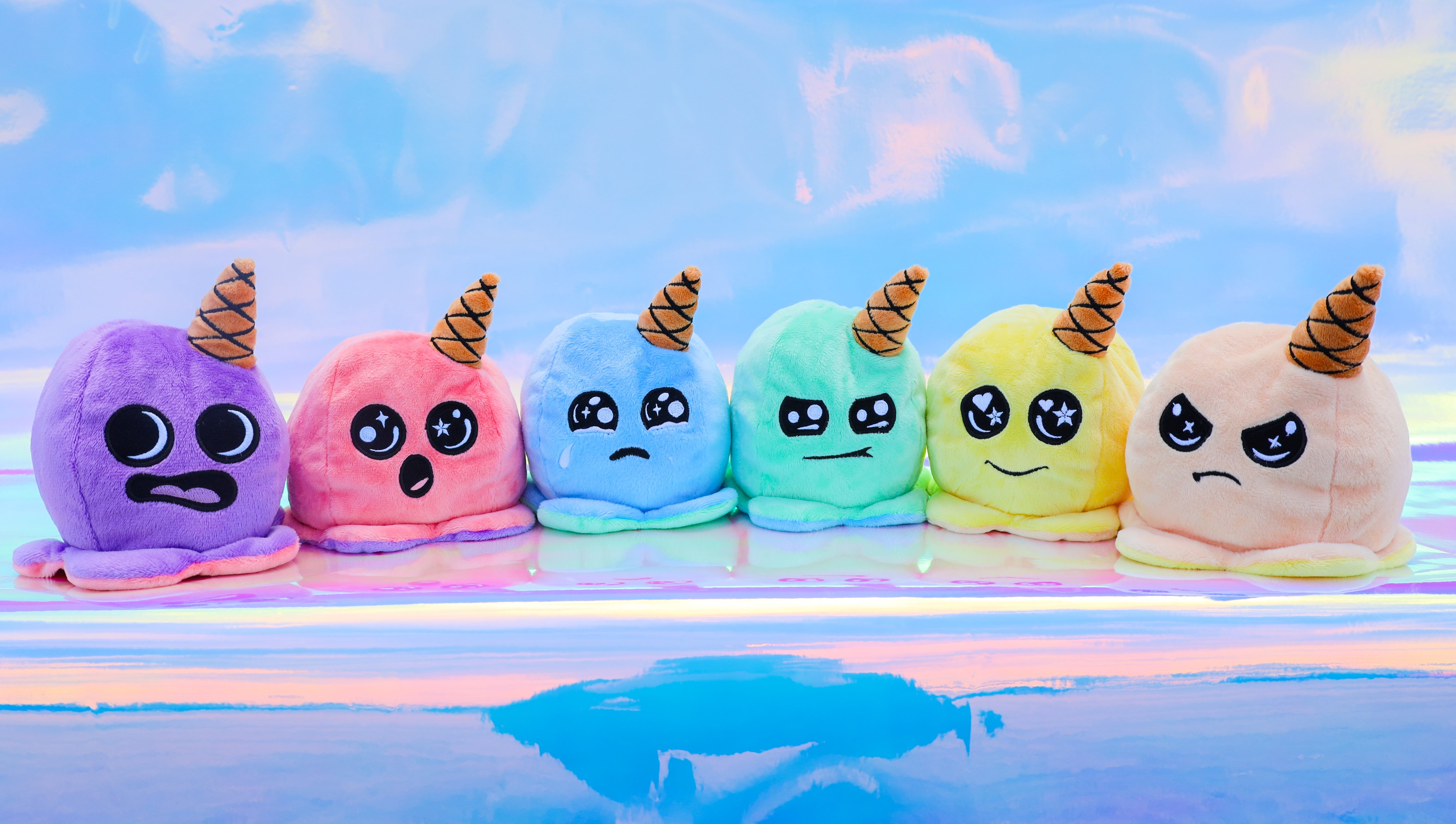 Reversible Scoop Plushie