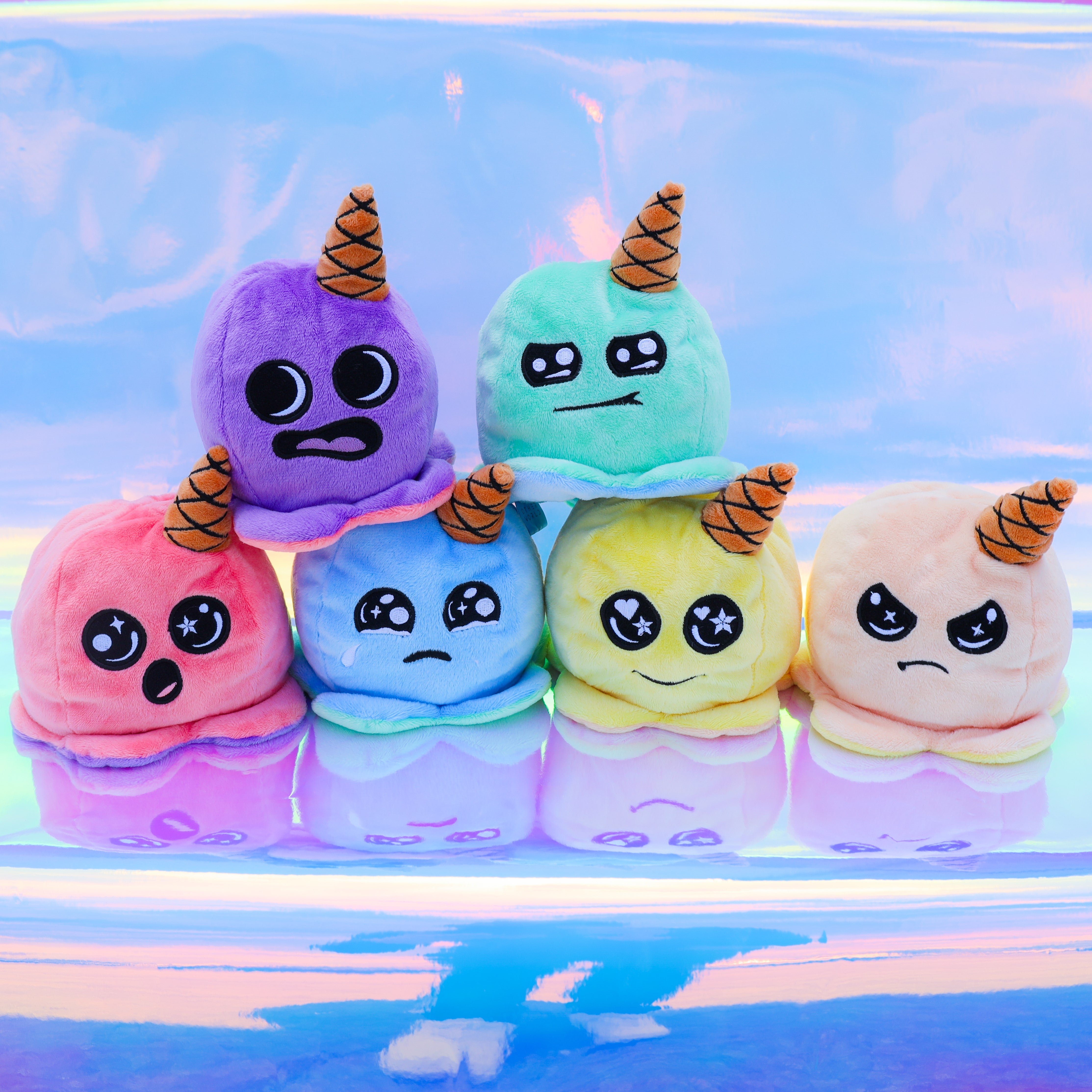 Reversible Scoop Plushie